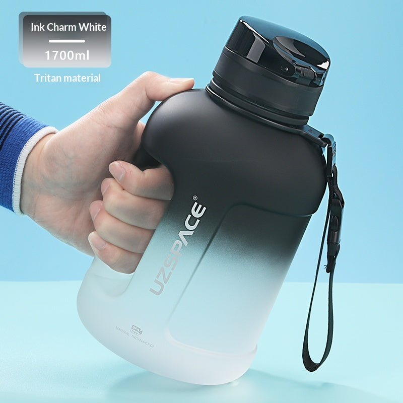 Sport-Trinkflasche mit grossem Fassungsvermögen