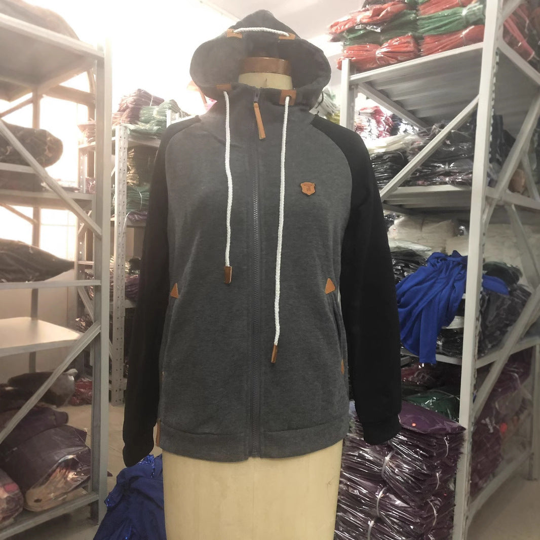Personalisierter Hoodie mit Leder-Patch