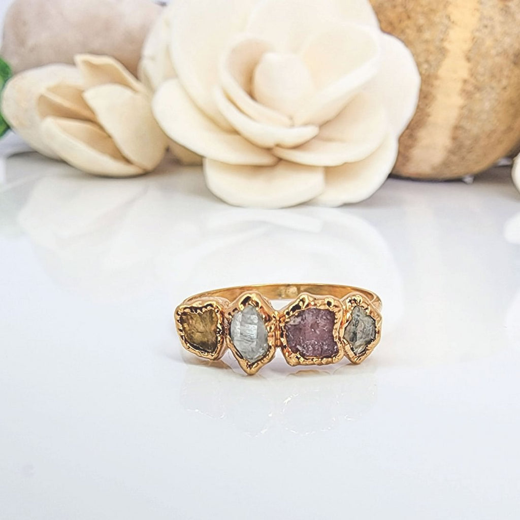 Retro Ring mit Geburtssteinen