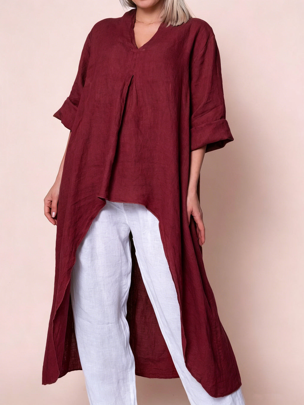 V-Ausschnitt Langarmshirt mit asymmetrischem Saum