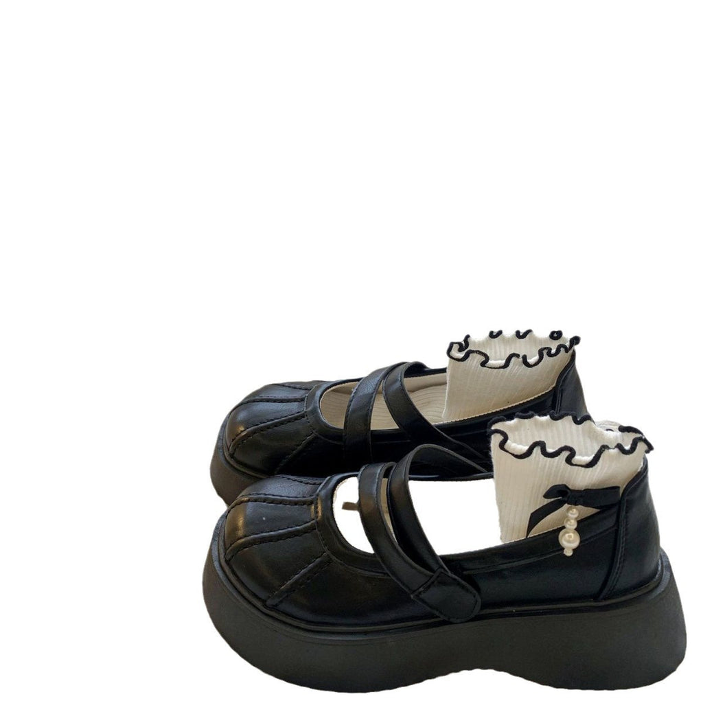 Japan-inspirierte Leder-Halbschuhe mit Absatz