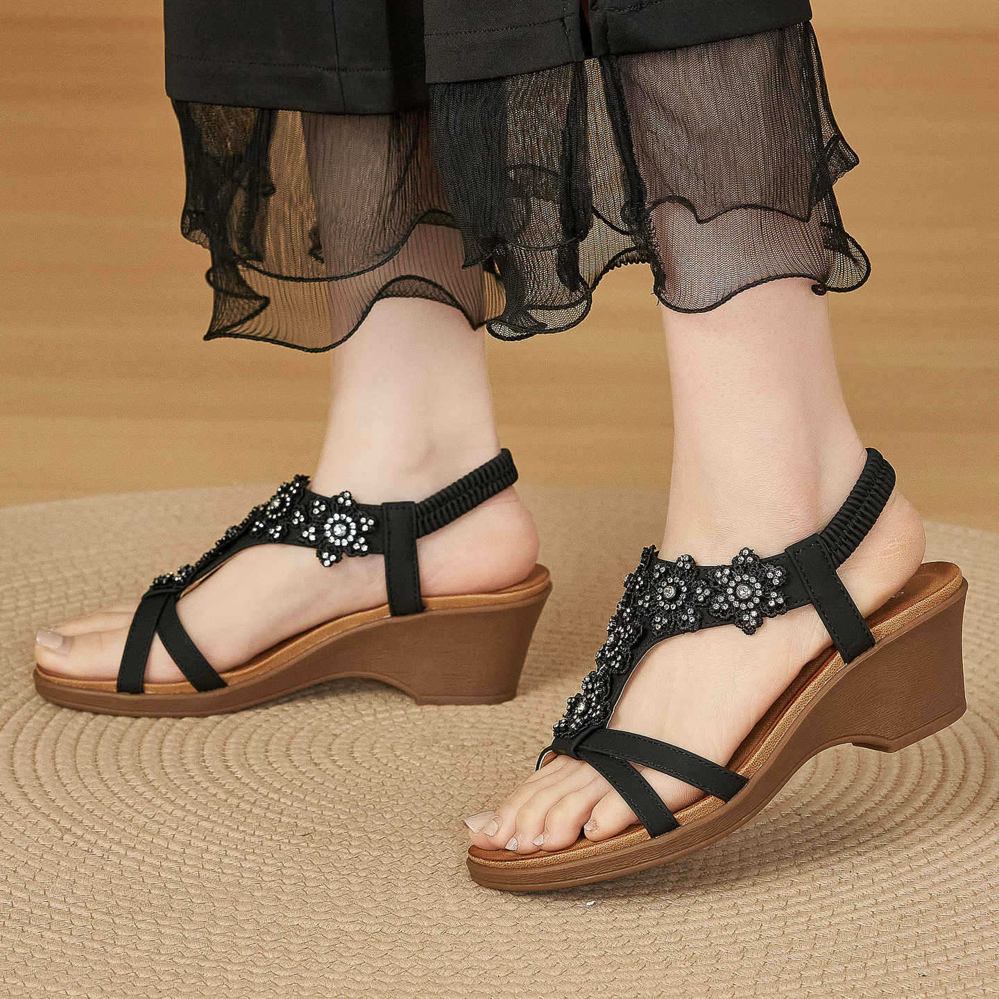 Rhinestenblume Wedge Sandalen