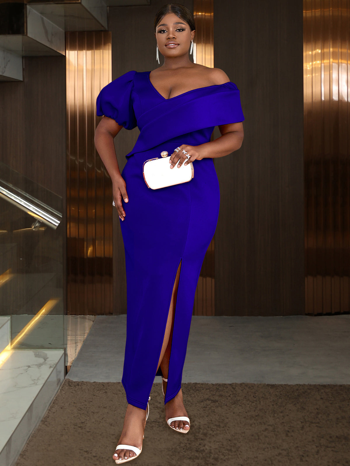 Damen-Kleid mit Schlitz und Off-Shoulder | LuxeStyle
