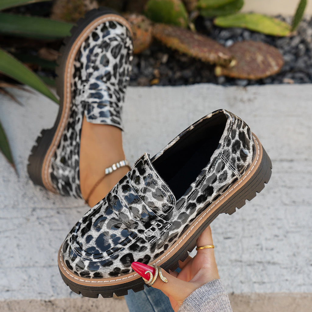 Vintage Loafer mit Leoparden-Print und Schnalle