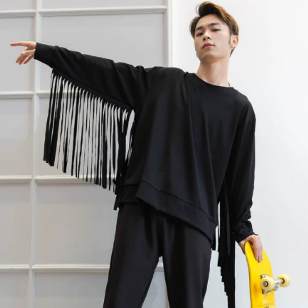 Sweatshirt mit Rundhals und langen Quasten