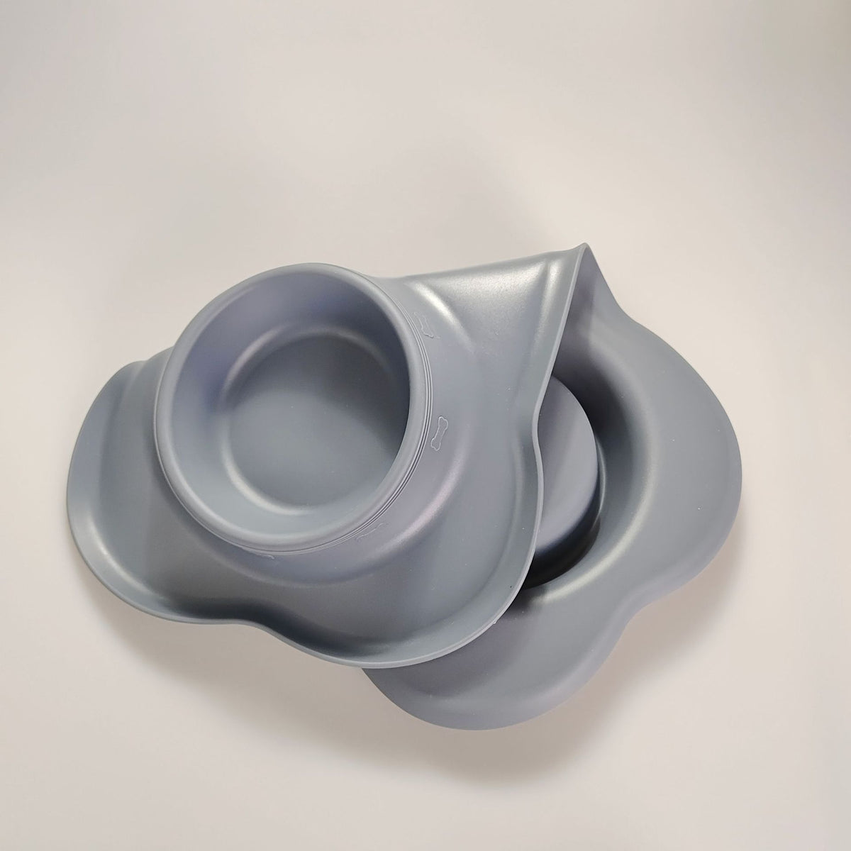 Doppelter Futternapf für Haustiere – Bild 7 | LuxeStyle