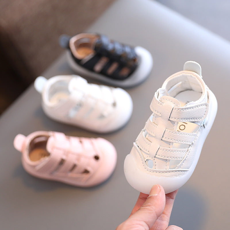 Sommersandalen für Babys und Kleinkinder