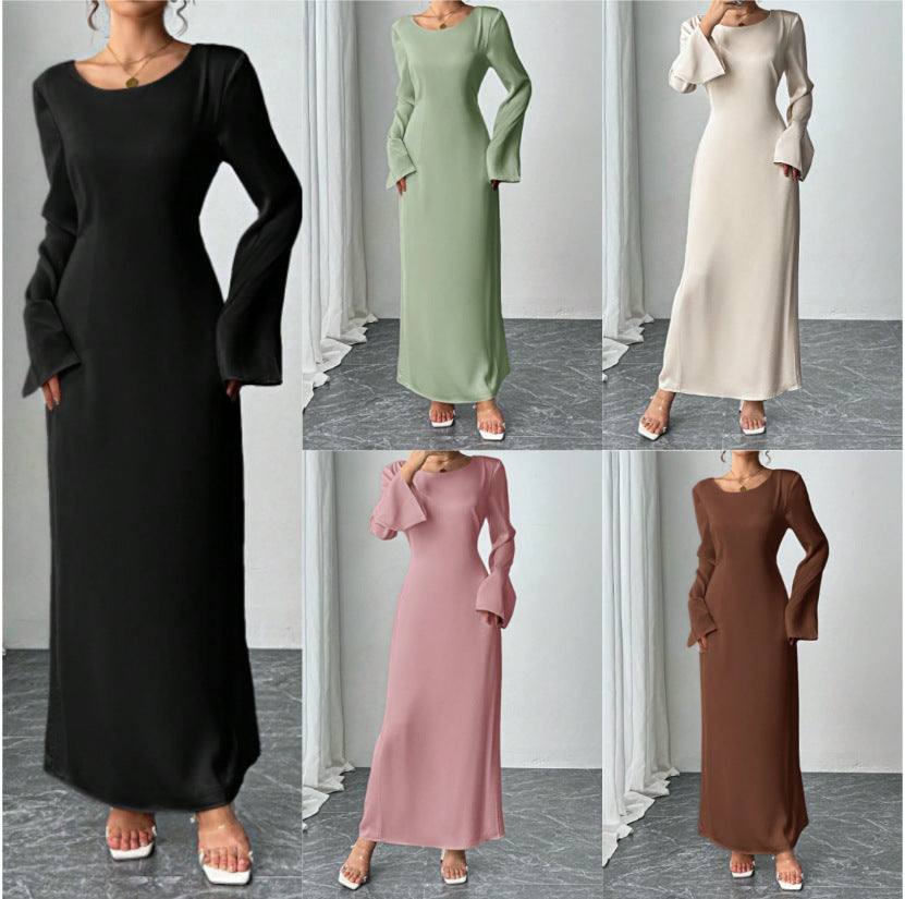 Elegantes Maxikleid mit ausgestellten Ärmeln