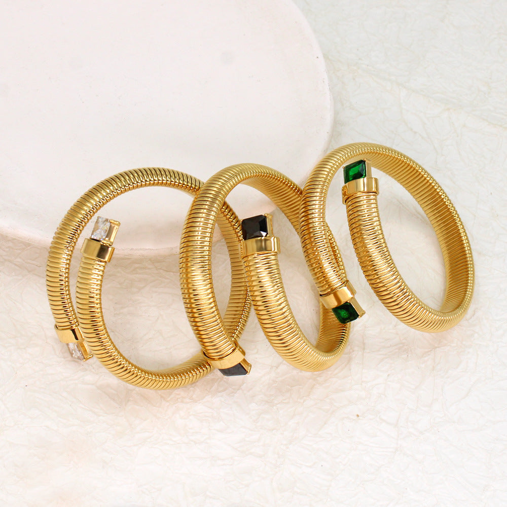 Edelstahl-Armband mit Gold-Überzug – Bild 4 | LuxeStyle
