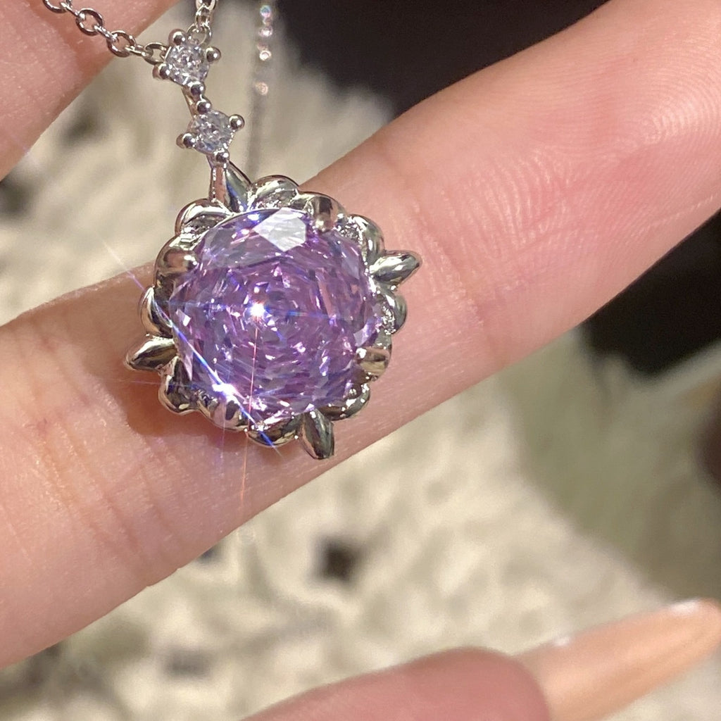 Aquamarin-Anhänger mit Strass-Inlay und Rosen-Schliff – Bild 5 | LuxeStyle