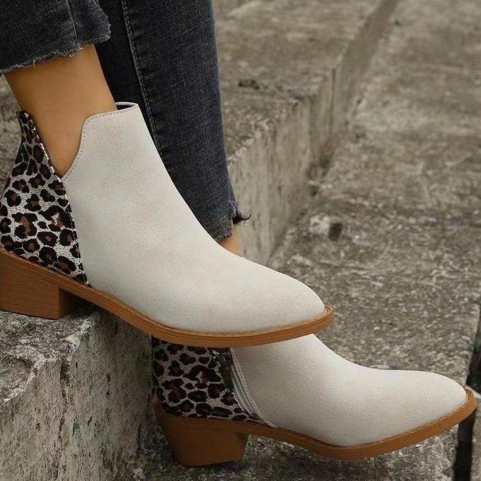 Niedrige Stiefeletten mit Seitenreissverschluss