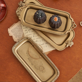 Dekoratives Messing-Tablett aus Indien | LuxeStyle