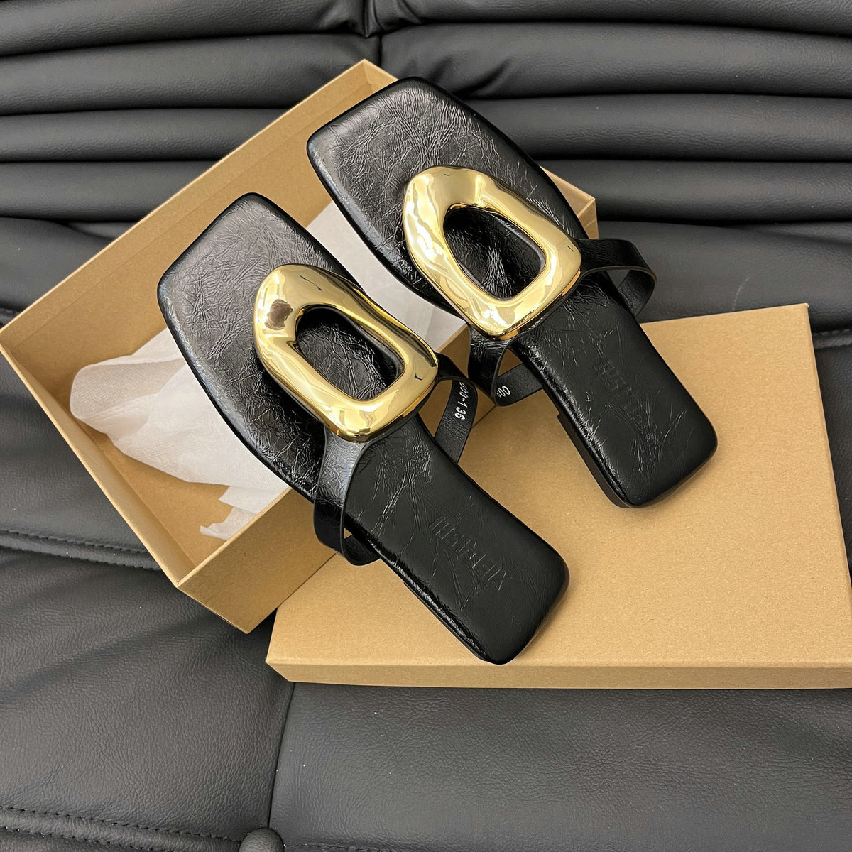 Sommerliche Mesh-Sandalen für Damen – Bild 3 | LuxeStyle