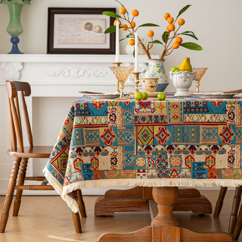 Jacquard-Tischdecke mit Quasten – Bild 3 | LuxeStyle
