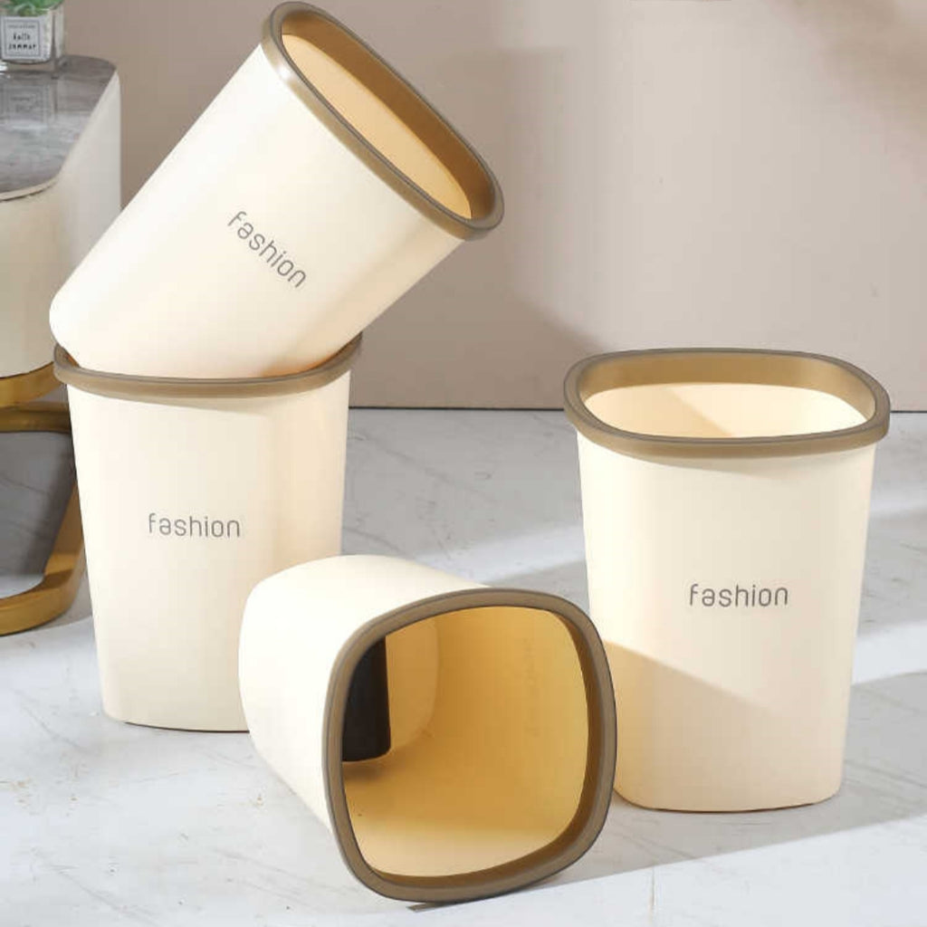 Grosser, geruchsdichter Abfalleimer für die Küche