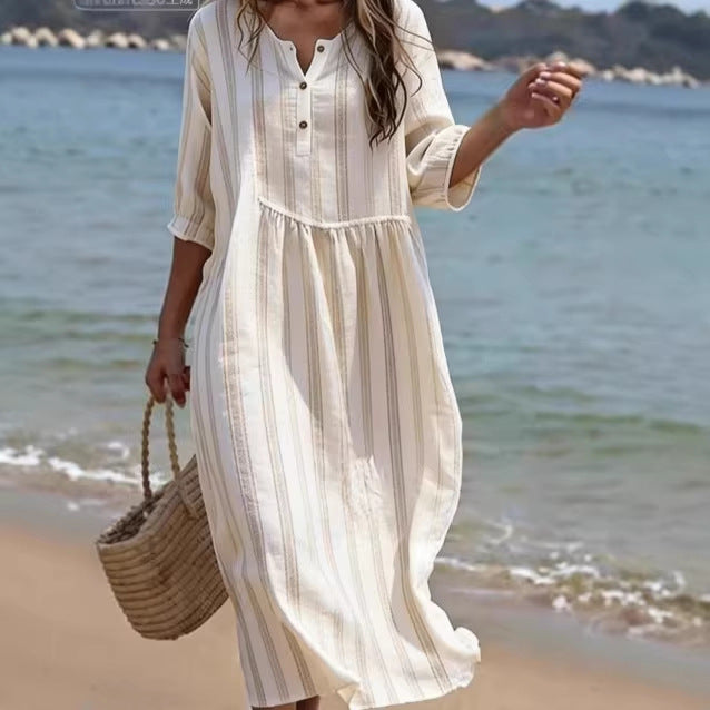 Gemustertes Langarmkleid mit Rundhals