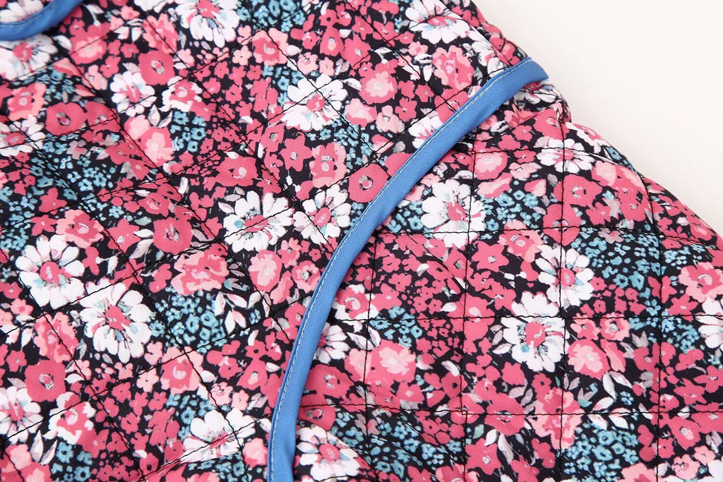 Gefütterte Damenjacke mit Blumenmuster