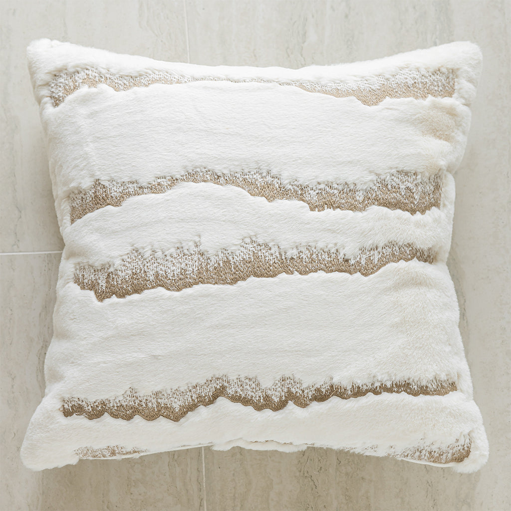 Elegant Embroidered Kissenbezug