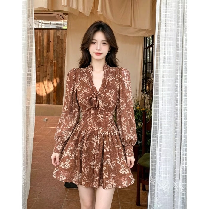 Chiffon-Ribbons-Blume Kleid