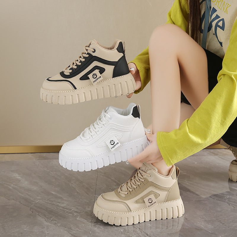 Atmungsaktive High-Top Sneaker mit Chunky-Sohle