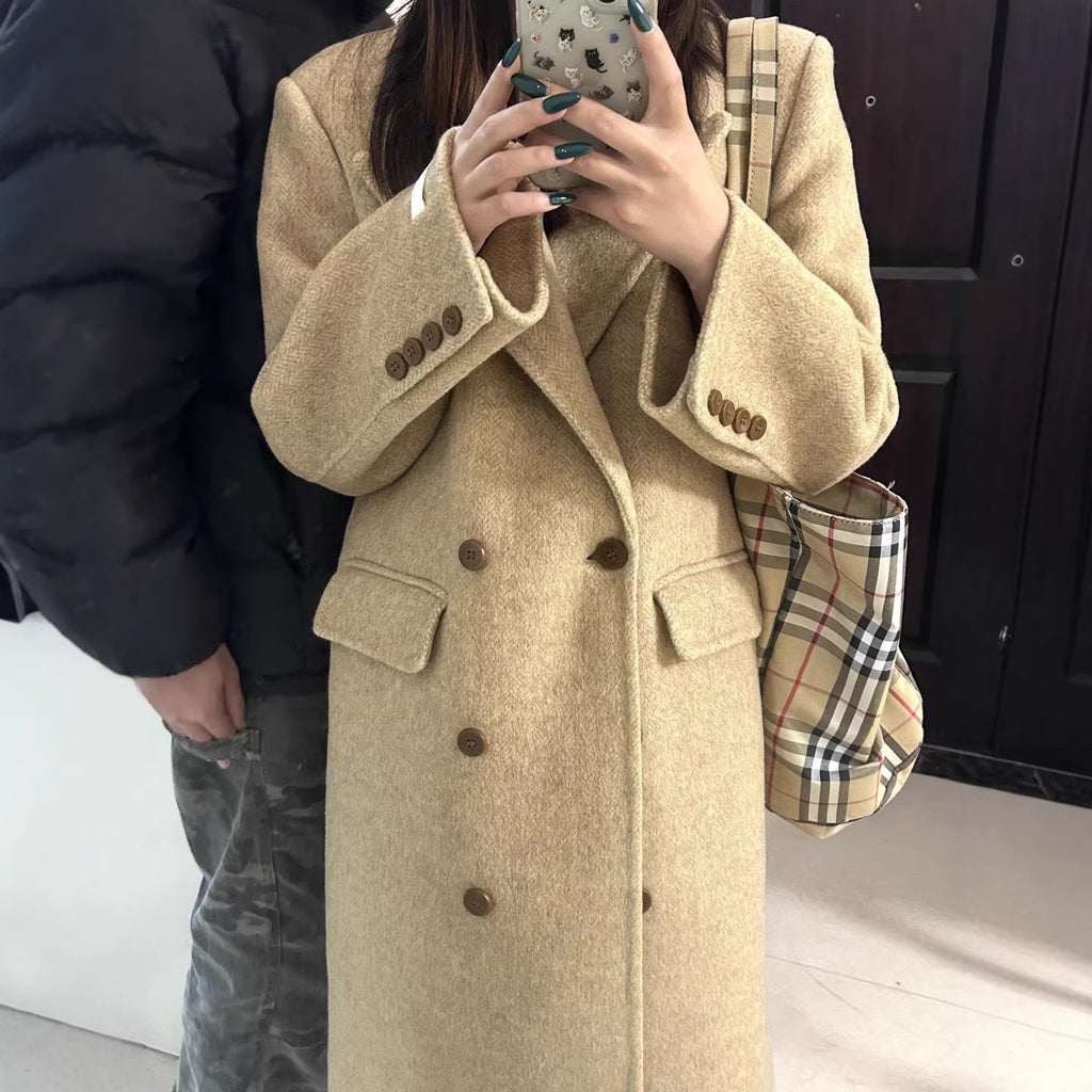 Eleganter Wollmantel im koreanischen Stil