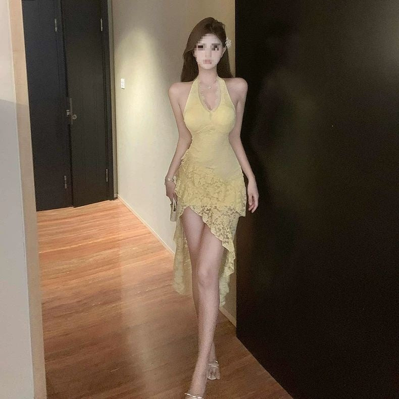 Rüschenkleid mit Spitze