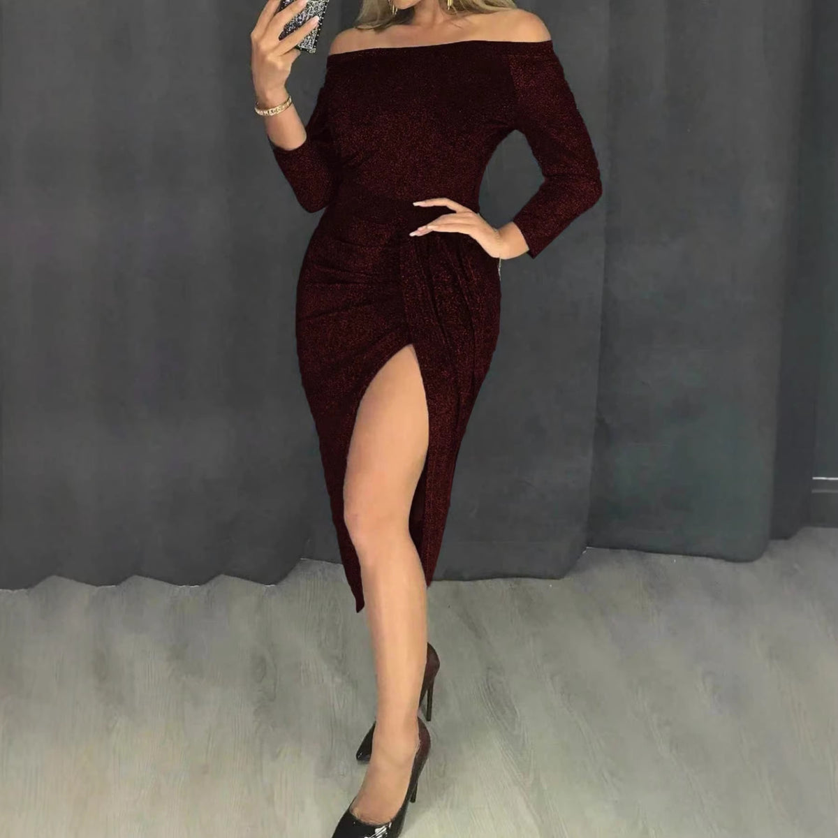 Pailletten-Abendkleid mit Bootausschnitt – Bild 5 | LuxeStyle