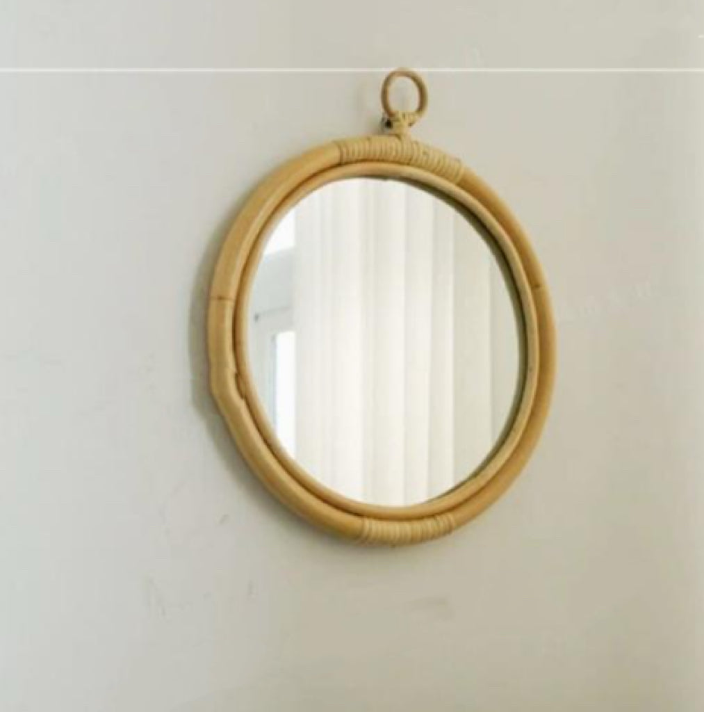Handgefertigter Vintage-Rattan-Make-up-Spiegel
