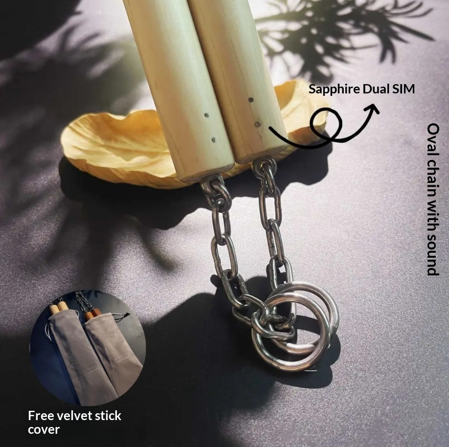 Nunchaku Holzmodell mit Messinggriffen