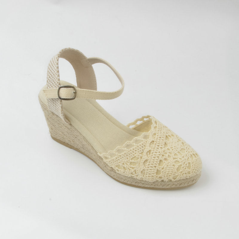Keilsandalen aus Strohgeflecht – Bild 7 | LuxeStyle