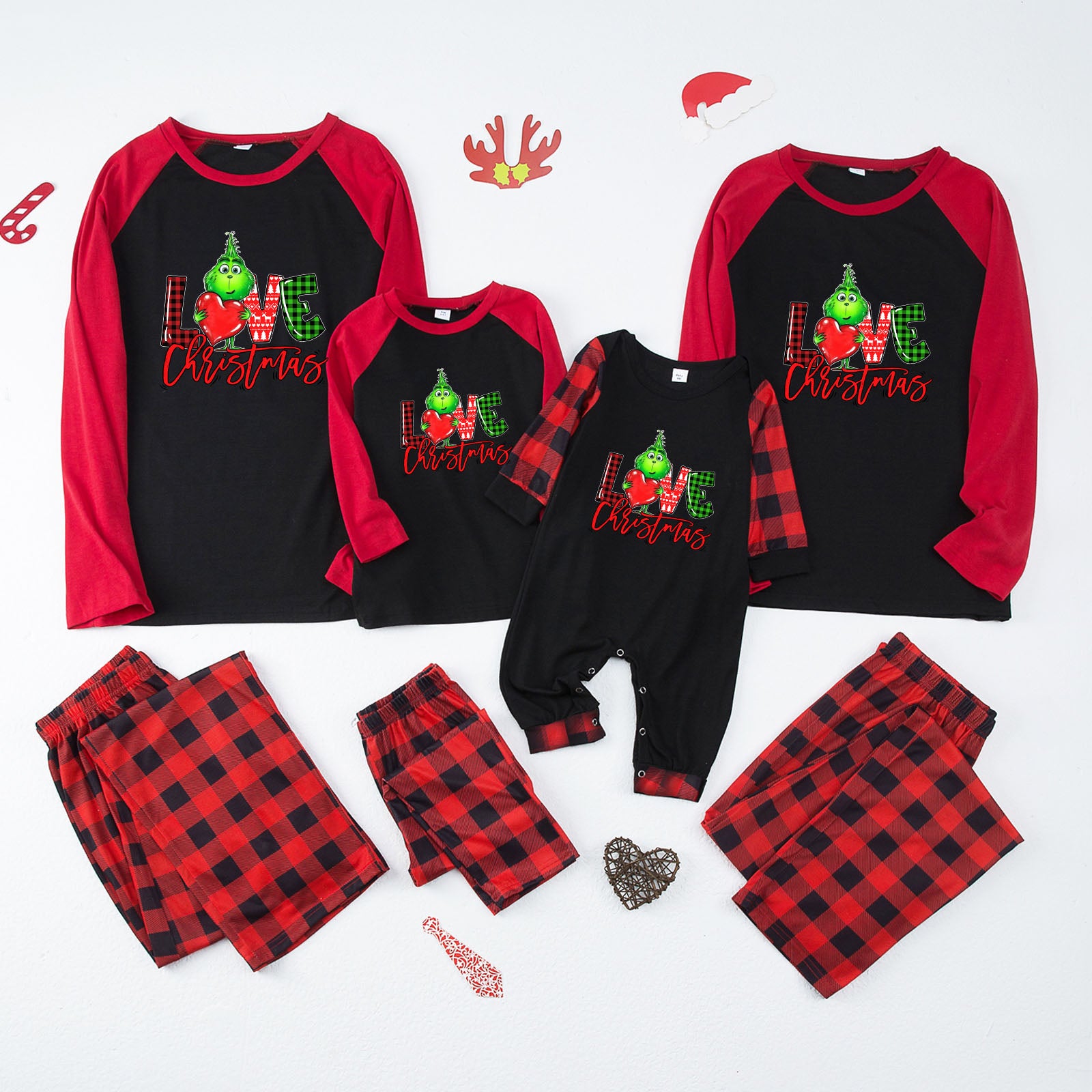 Weihnachts-Pyjama-Set für die ganze Familie