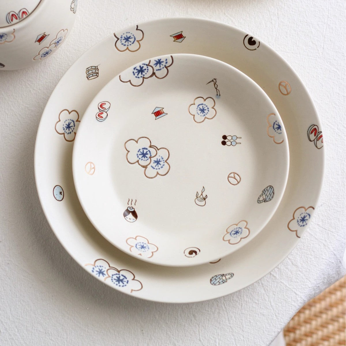 Japanisches Keramik-Geschirr- und Teeset – Bild 9 | LuxeStyle
