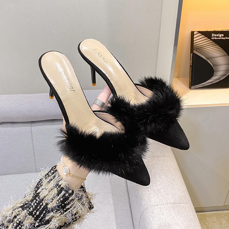 Furry High Heel Sandalen mit spitzer Zehe – Bild 3 | LuxeStyle