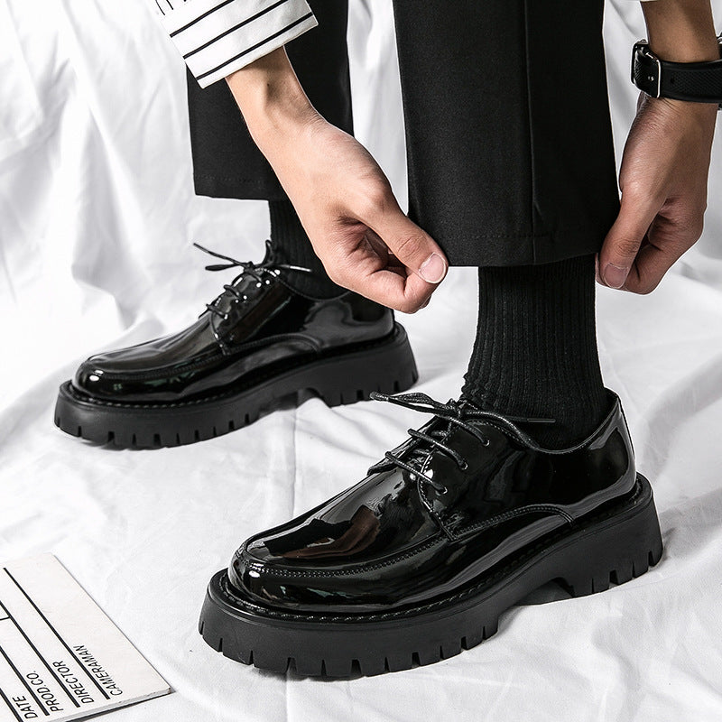 Erhöhende Schnürschuhe im Casual-Look – Bild 8 | LuxeStyle