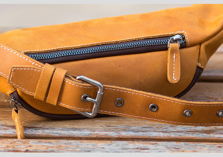 Brusttasche aus Crazy Horse Leder | LuxeStyle
