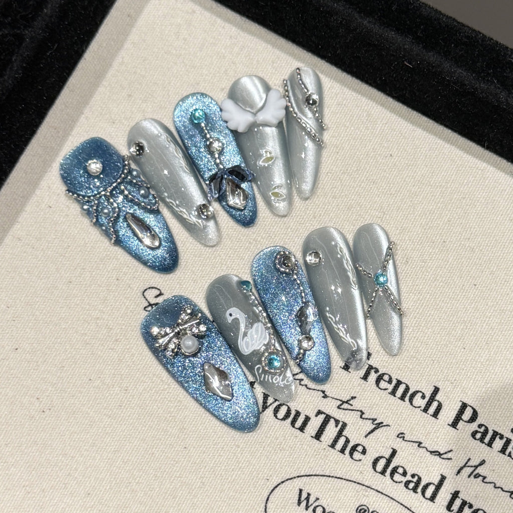 Angel Wing Cat-Eye Nagelkunst