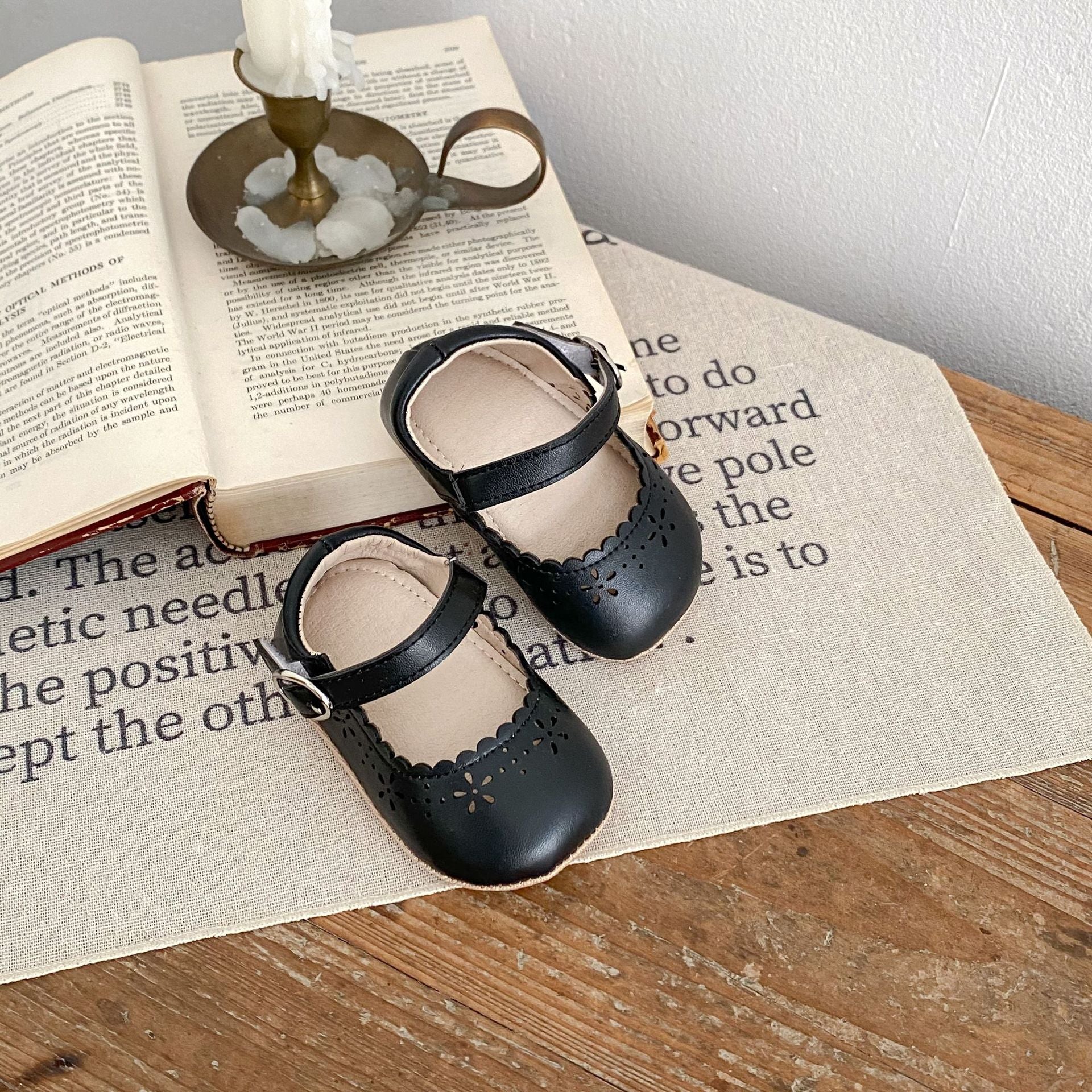 Weiche, atmungsaktive Kinderschuhe