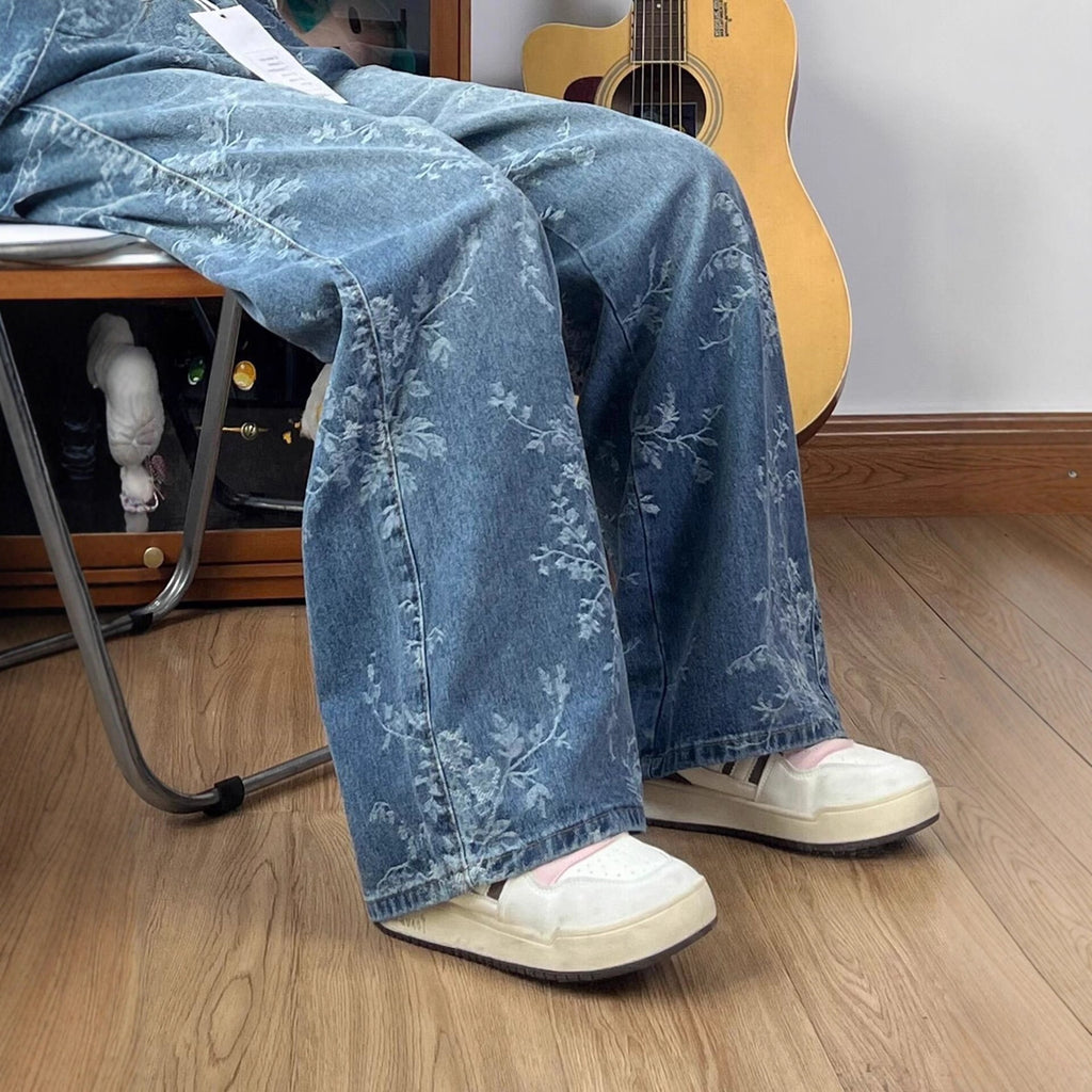 Weit geschnittene, geradlinige Hosen im Retro-Stil
