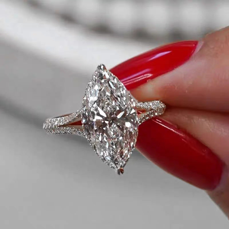 Silberring mit Pferdaugen-Diamant – Bild 4 | LuxeStyle