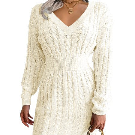 Elegantes Strickkleid mit V-Ausschnitt – Bild 6 | LuxeStyle