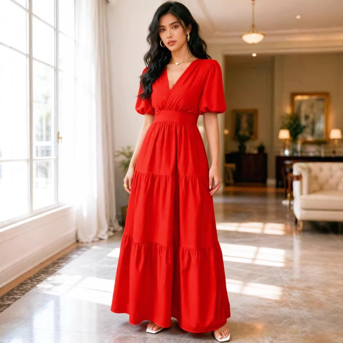 Elegantes, hochtailliertes Langarmkleid mit V-Ausschnitt – Bild 3 | LuxeStyle