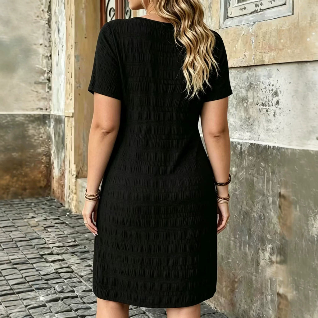 V-Ausschnitt Kleid mit kurzen Ärmeln