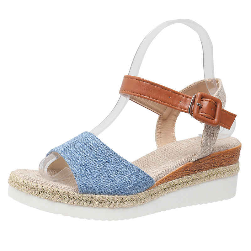 Keile Sandalen mit Knöchelriemen – Bild 4 | LuxeStyle