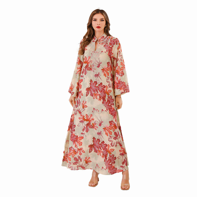 Gemustertes Sommerkleid mit Stickereien
