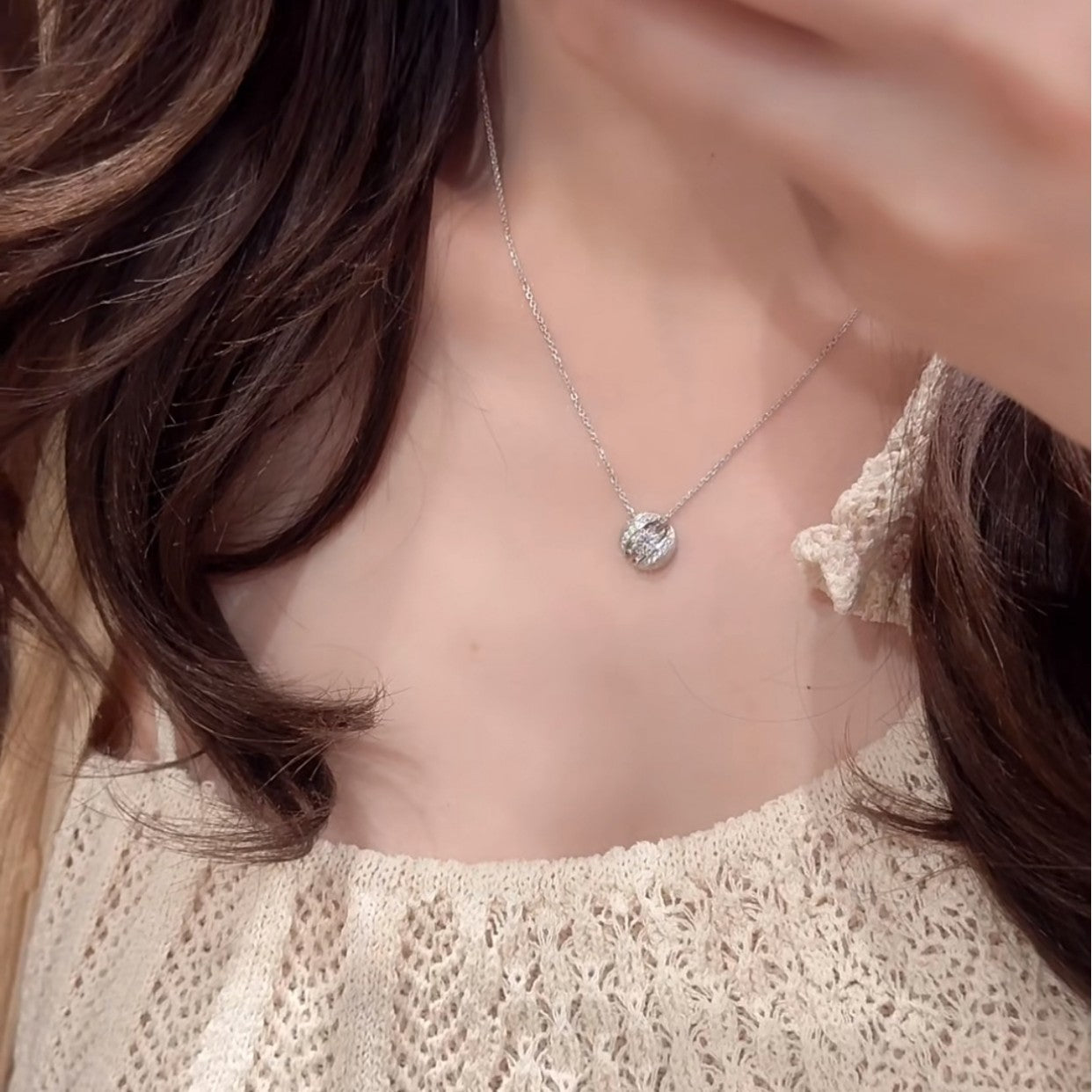 Floating Planet Schmuck 8