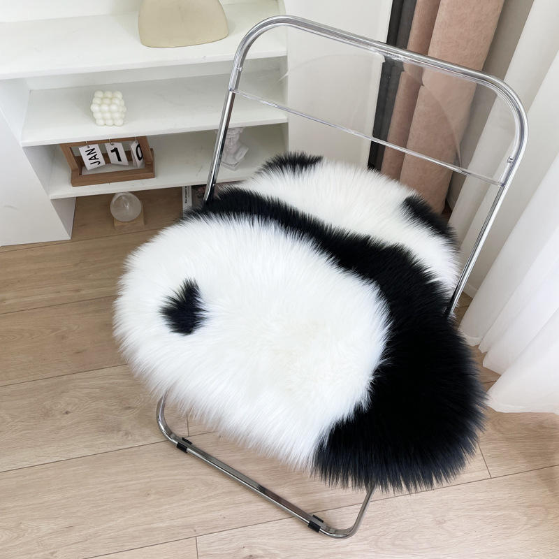 Panda Kissen oder Plüsch-Kissen für Ihr Zuhause – Bild 5 | LuxeStyle
