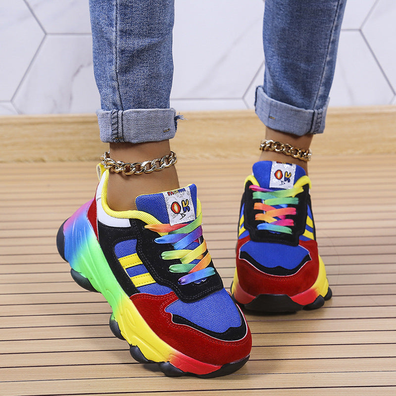 Damen Plateau-Sneaker mit Farbblock-Design – Bild 2 | LuxeStyle