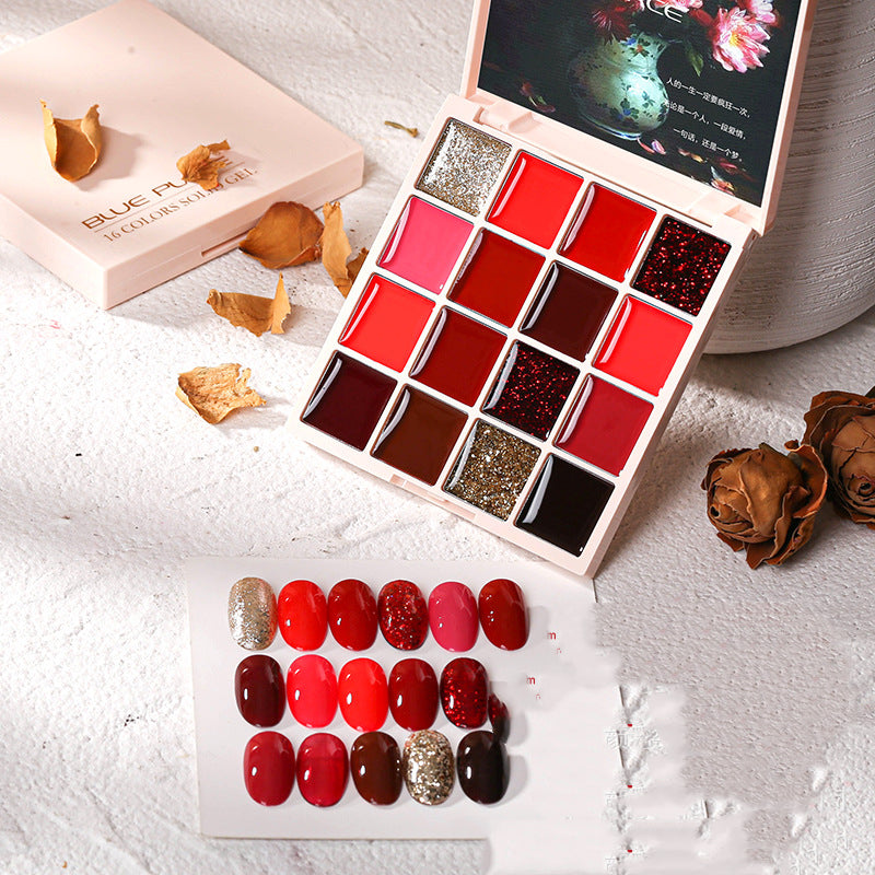 Lidschatten-Palette & Solid Nail Polish – Bild 4 | LuxeStyle