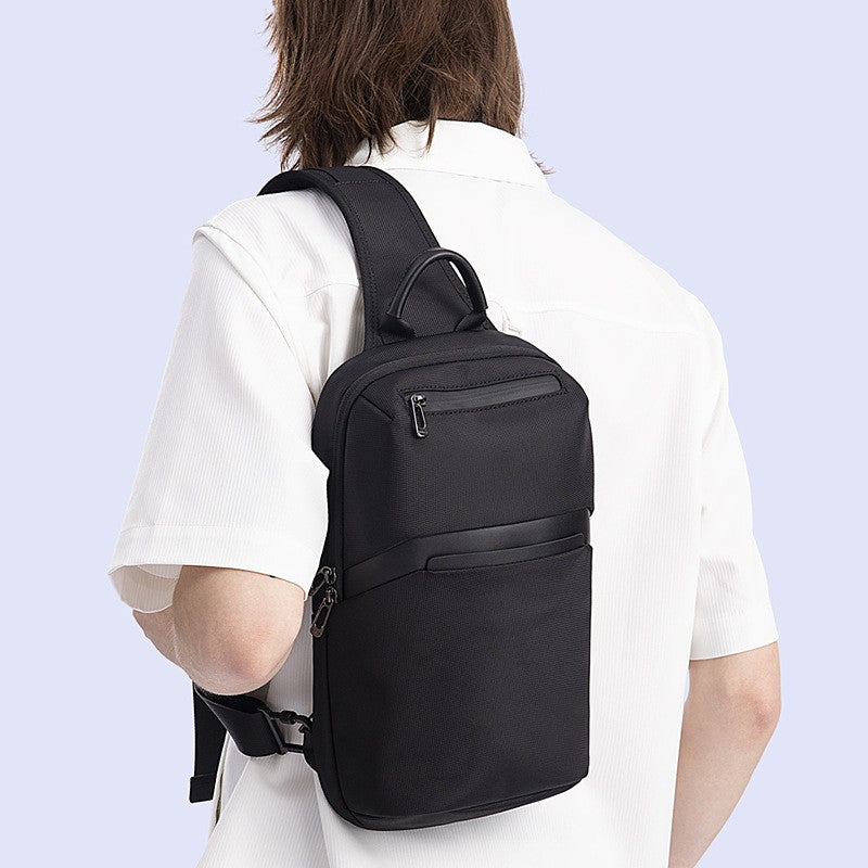 Wasserdichte Messenger Bag für Herren – Bild 2 | LuxeStyle