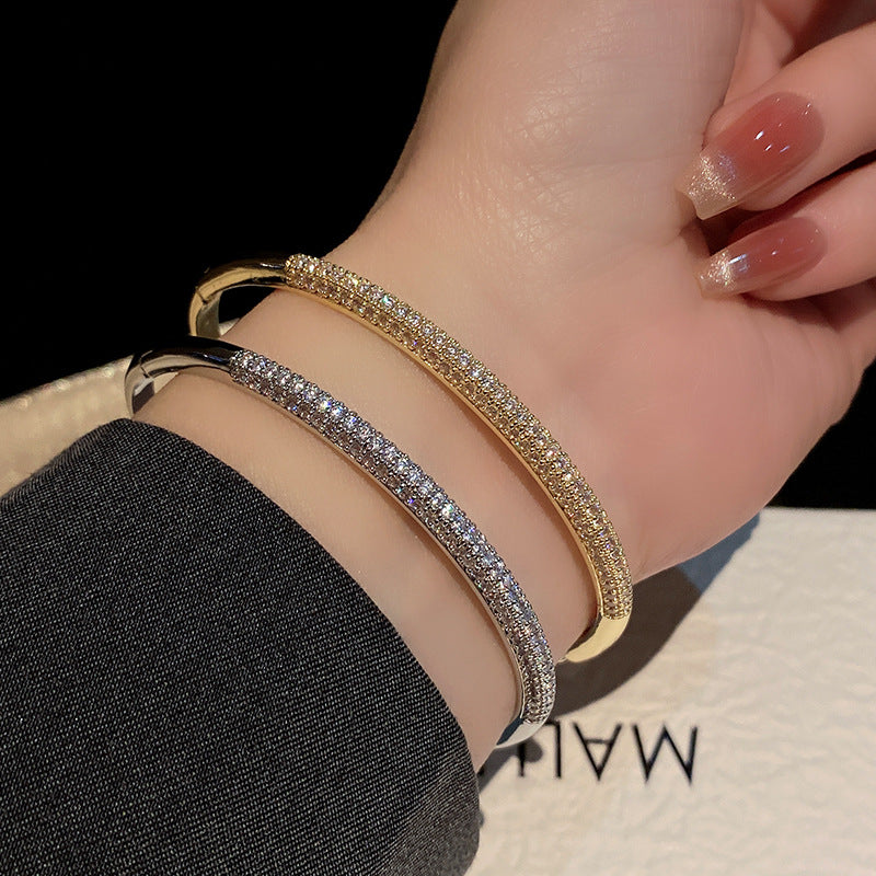 Zirkon-Armband mit Sternenhimmel-Design – Bild 2 | LuxeStyle